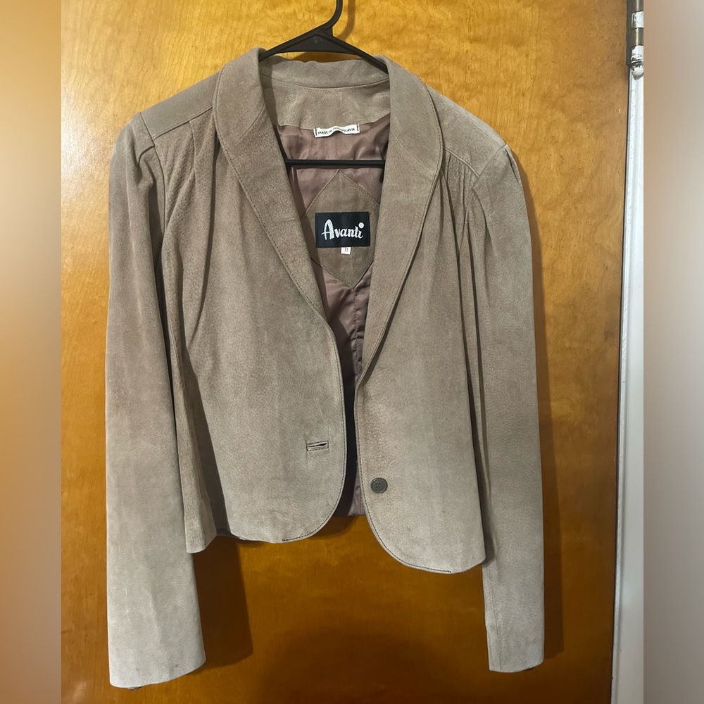 Vintage Women’s Suede Jacket
